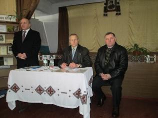 Зустріч громад Королівської, Семаківської та Корницької сільських рад з головою Коломийської райдержадміністрації М.М. Негричем Зустріч громад Королівської, Семаківської та Корницької сільських рад з головою Коломийської райдержадміністрації М.М. Негричем