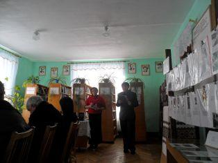 В масовій бібліотеці селища Печеніжин відбулася зустріч з репресованими, жителями селища Печеніжин