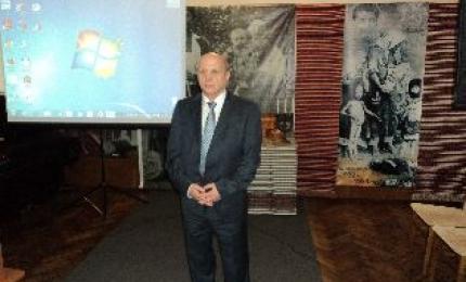 На Коломийщині проведено вечір-реквієм присвячений 80-тим роковинам Голодомору