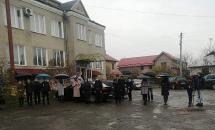 “Україна – країна гідності та свободи”