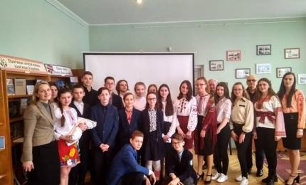 Літературна година «Тарас Шевченко – провісник долі України»