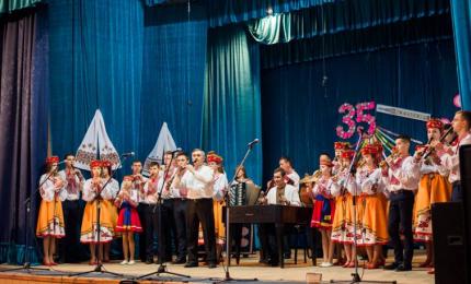 Творчий звіт народного аматорського ансамблю «Сопілкарі» з нагоди 35-річчя створення колективу та звітний концерт аматорів народного мистецтва Будинку культури с. Лісний Хлібичин