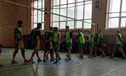 18 листопада 2018 року відбувся I-й волейбольний тур у вищій лізі чемпіонату Івано-Франківської області з волейболу