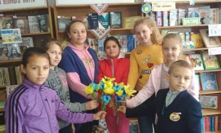 Майстер клас по виготовленню квітів з гофрованого паперу