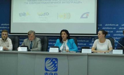 Українці потребують більше інформації про європейську та євроатлантичну інтеграцію, - дослідження