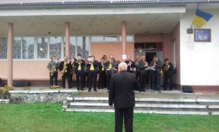 “Подарунок рідному селу”