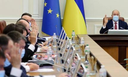 В Україні офіційно стартувала кампанія з добровільного декларування, — Денис Шмигаль
