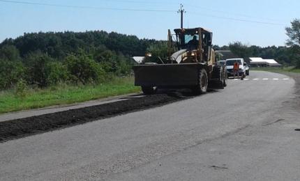 Робочий виїзд з метою обстеження виконання ремонтних робіт дороги Р-24 (Татарів – Кам’янець-Подільський) поблизу смт. Гвіздець