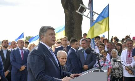 Сучасні покоління українців і поляків не мають права ставити майбутнє наших народів у залежність від минулого – Президент вшанував пам'ять жертв Волинської трагедії