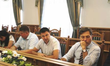 Питання реформи первинної ланки охорони здоров’я та підготовки до нового 2018-2019 навчального року обговорили на нараді в ОДА