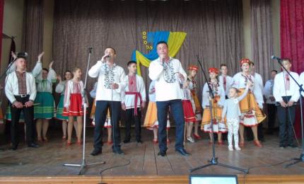 Мистецька акція «Подарунок рідному селу»