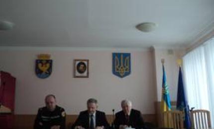 Навчання з органами виконавчої влади та місцевого самоврядування щодо їхній дій при виникненні надзвичайних ситуацій, пов’язаних із ускладненням погодних умов