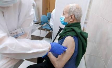 Вакцинація людей віком 65+