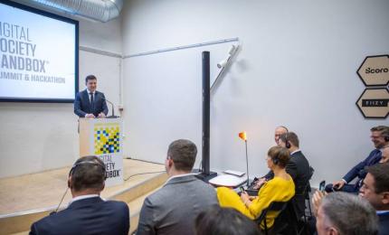 Володимир Зеленський: Наша глобальна мета – побудувати країну з добре розвинутою цифровою економікою