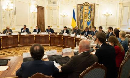 Маємо відновити довіру людей до влади, подолавши корупцію, – Президент