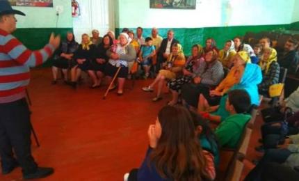 Зустріч з Володимиром Ревученком в Народному домі с. Струпків