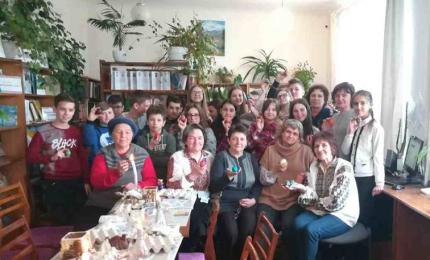 ”Розписуємо писанку по-лемківськи”