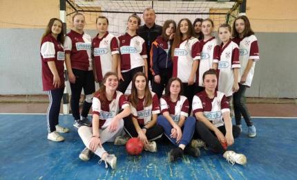 Дитячо-юнацькі спортивні ігри області з гандболу серед дівчат